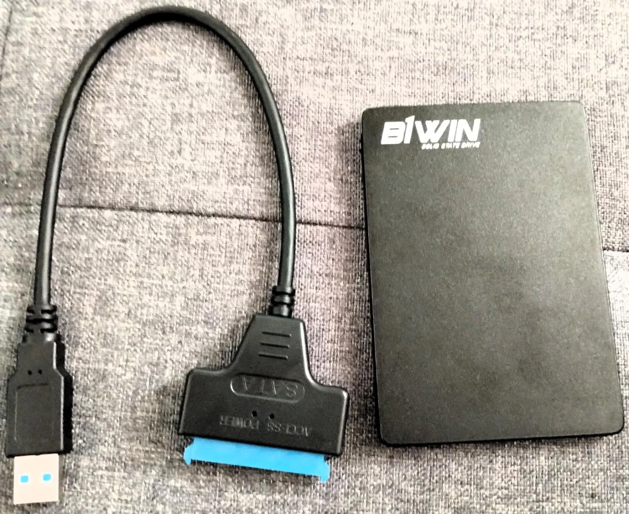 Disco Rigido SSD 32 Gbs + Adaptador USB